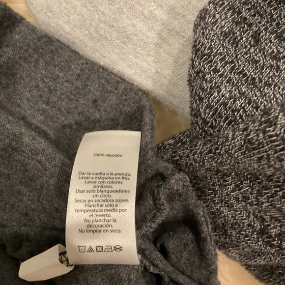 Vineyard Vines Charcoal Grey Long Sleeved Men’s Size L - Picture 8 of 8